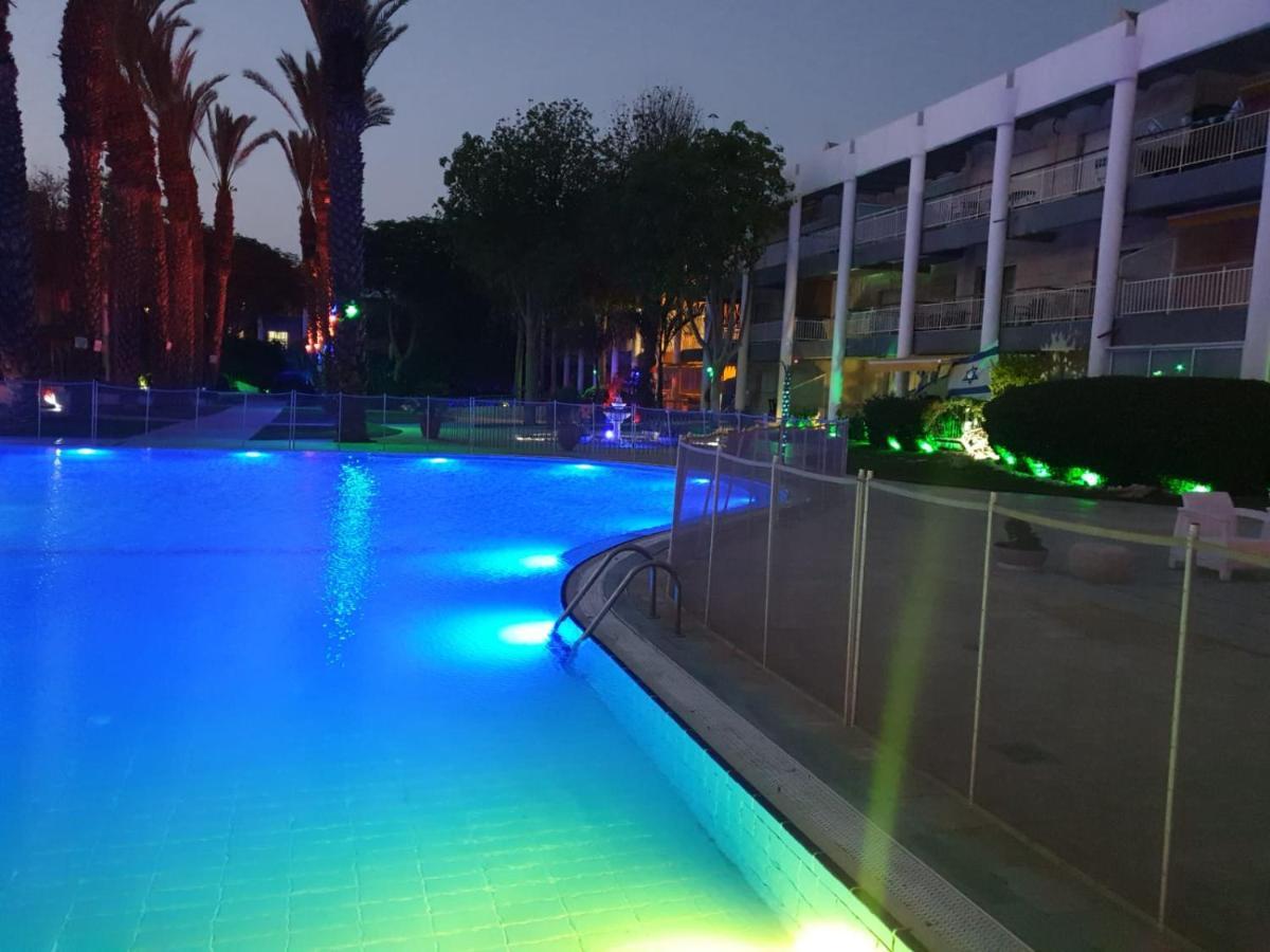 רויאל פארק1 Lägenhet Eilat Exteriör bild