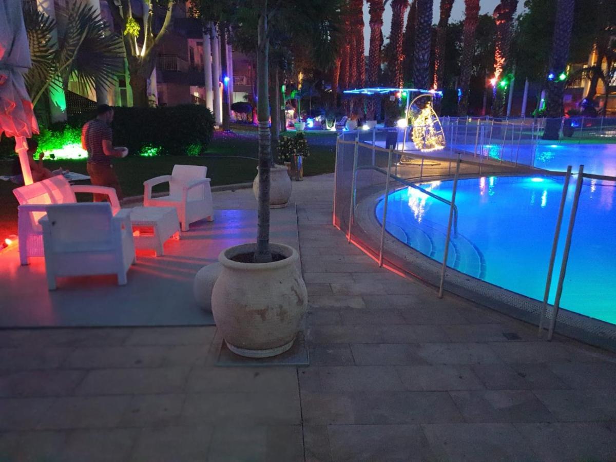 רויאל פארק1 Lägenhet Eilat Exteriör bild